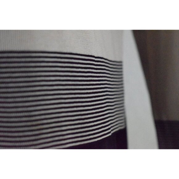 Vintage‎ Tan and Black Acrylic Knit Top size XS - Picture 6 of 10